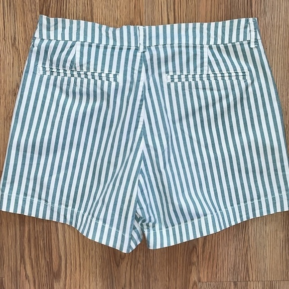 Old Navy everyday shorts. Striped green and white. Size 12. - Picture 4 of 5